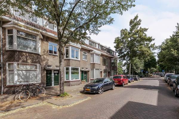 Woning Adriaen van der Doeslaan 52 Rotterdam