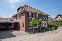 Woning Burgemeester van Dijkstraat 29 Veen