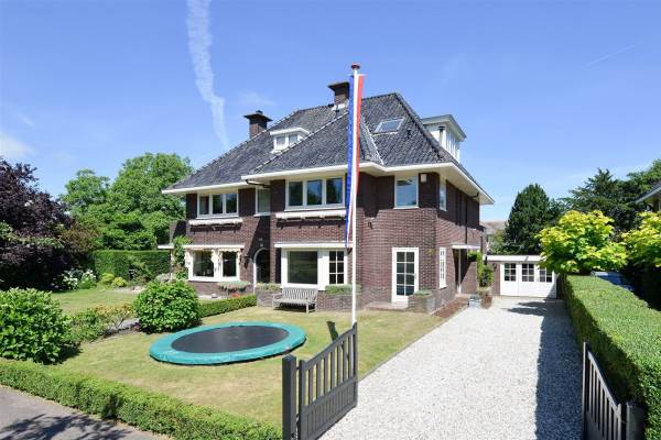 Woning van der Helstlaan 29 Naarden