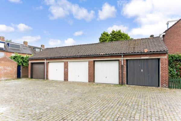 Garage Bisonstraat 30 Breda