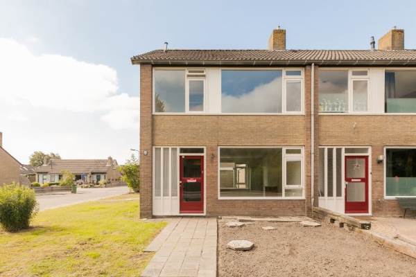 Woning Menno Simonsstraat 16 Witmarsum