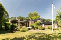 Woning Akeleilaan 9 Zwijndrecht