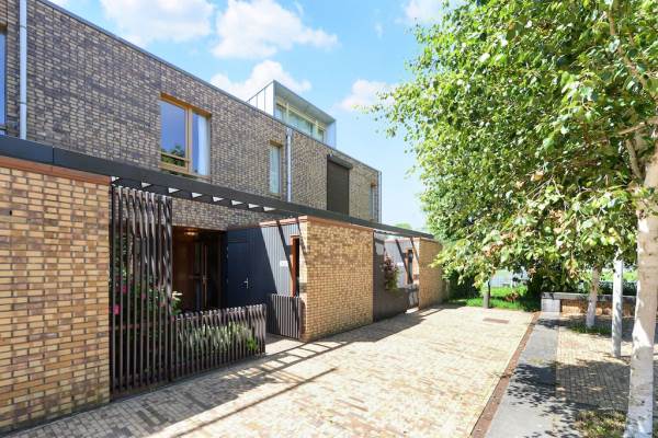 Woning Hongarenburg 166 Den Haag