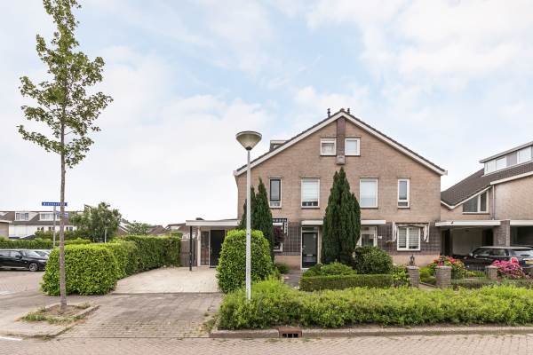 Woning Brahmsstraat 36 Barendrecht