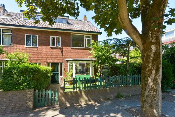 Woning Kom van Aaiweg 33 Leiderdorp