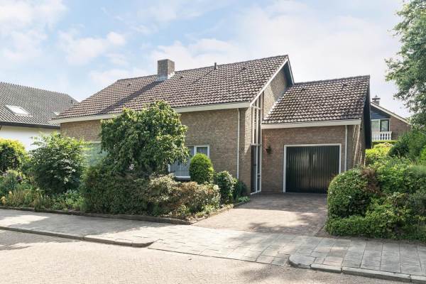 Woning Athanasiastraat 8 Enter