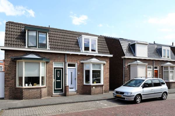 Woning Admiraal de Ruyterstraat 68 Sliedrecht