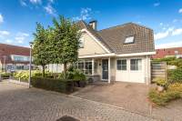 Woning Hoenderhof 30 Numansdorp