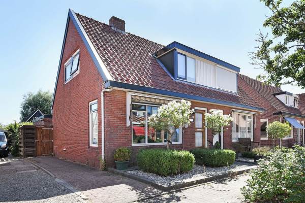 Woning Altoenaestraat 16 St.-Annaparochie