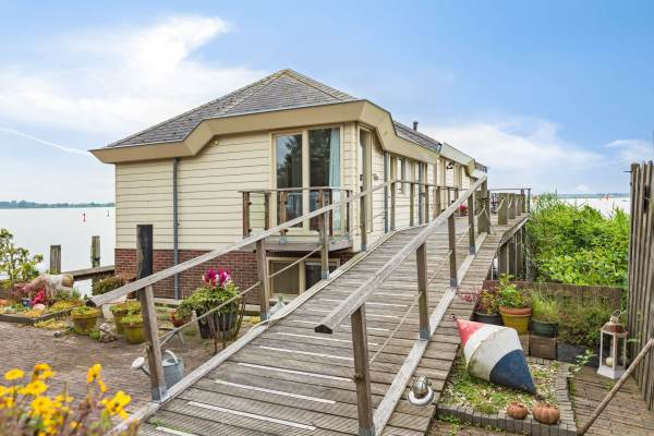 Woning Bremerbergdijk 33 Biddinghuizen