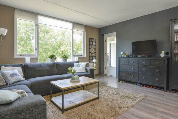 Woning Ambachtsweg 90 Huizen