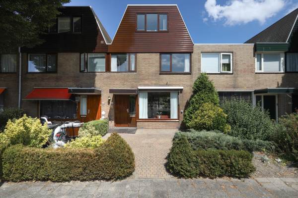 Woning Van den Berghlaan 401 Hoofddorp