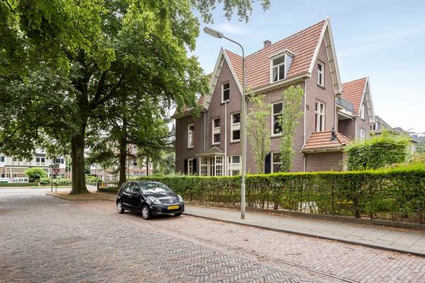 Woning Van der Duyn van Maasdamlaan 1 Arnhem