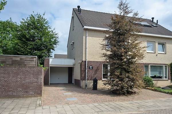 Woning Court-Pendustraat 14 Bunde