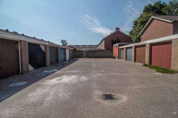 Garage Straat Bali/Malakka 9642 Veendam