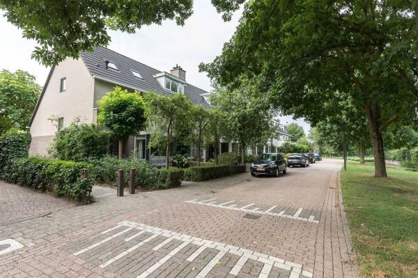 Woning Vrouwenmantel 37 Breukelen