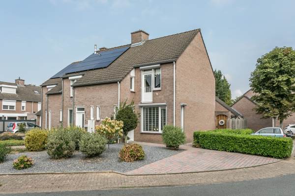 Woning Hendrik van Veldekestraat 5 Voerendaal