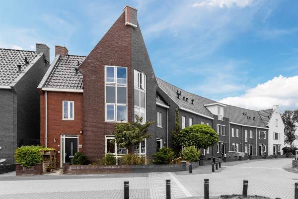 Woning Vervoornlaan 1 Herwijnen