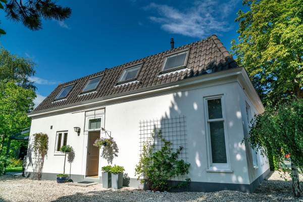 Woning Hoge Rijndijk 48 Zoeterwoude