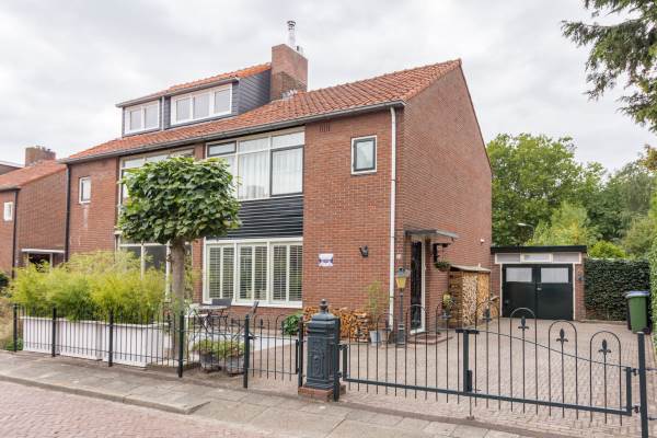Woning Vuntuslaan 34 Loosdrecht