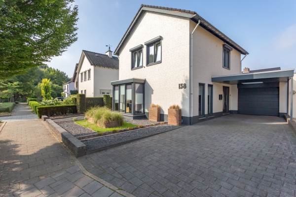 Woning Dorpstraat 138 Buchten