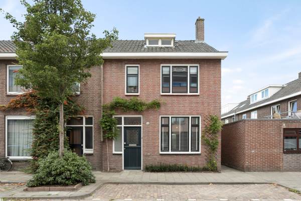 Woning Paus Adriaanstraat 19 Tilburg