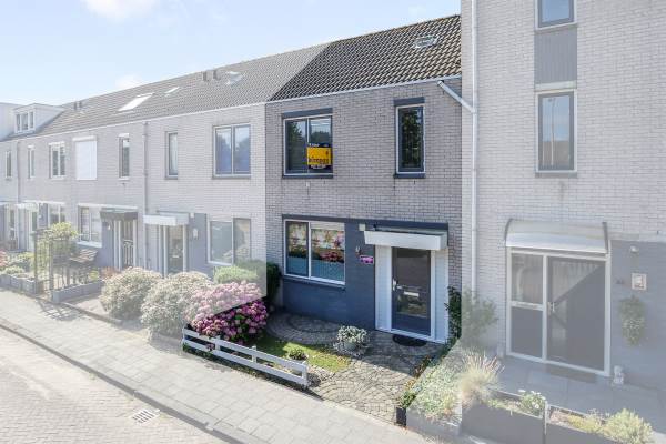 Woning Mies van Oort-Laustraat 46 Spijkenisse