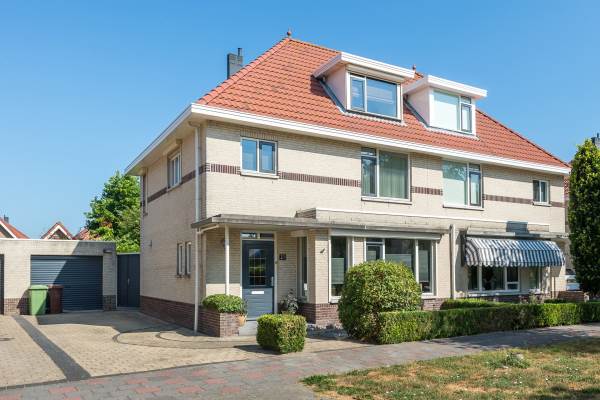 Woning Joost van den Vondellaan 27 Sommelsdijk