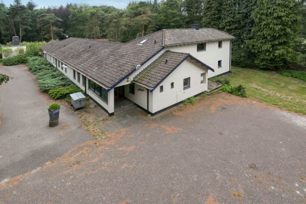 Woning Panovenweg 13 Rekken