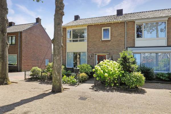 Woning Schoonoorderlaan 8 Hoogland
