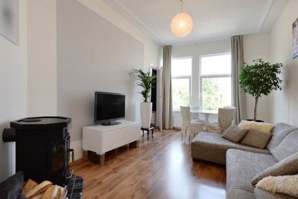 Woning Rhododendronstraat 130 Den Haag