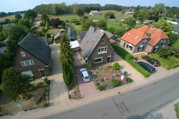 Woning seweg 57 Hall