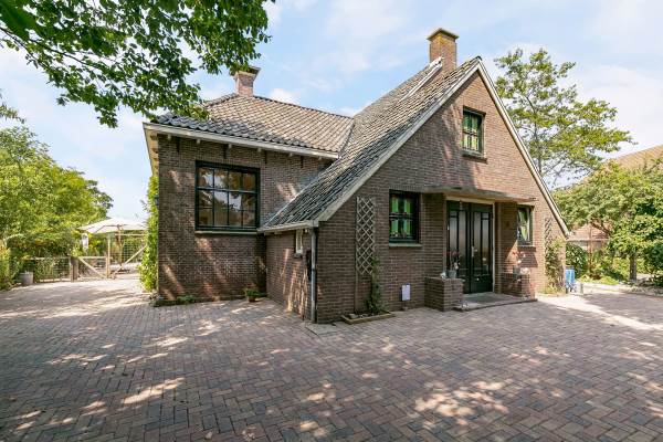 Woning Tsjerkegr&#2 3 Nijland