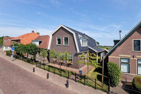 Woning Dorpsstraat 24 Broek op Langedijk