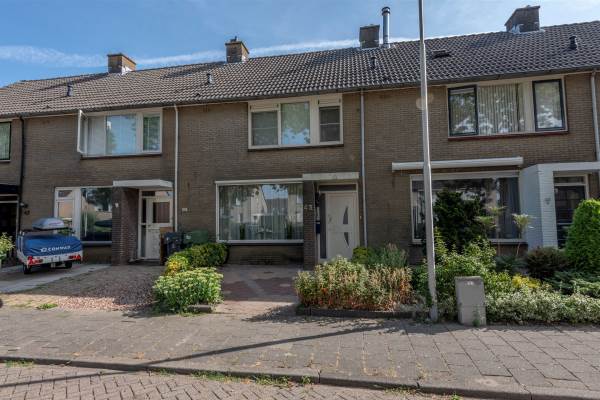 Woning Singel 43 Puttershoek