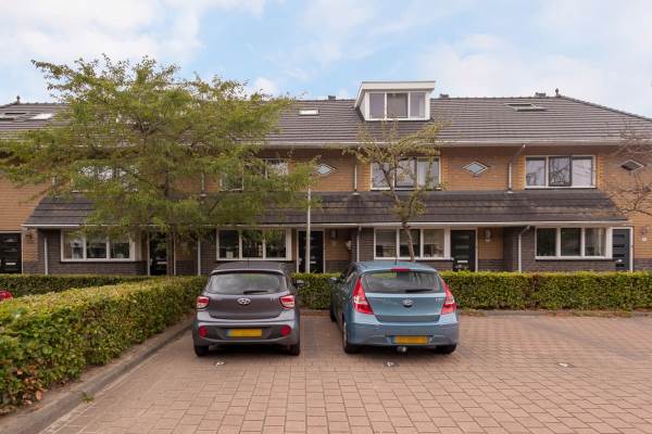 Woning Dadelgaarde 141 Hendrik-Ido-Ambacht