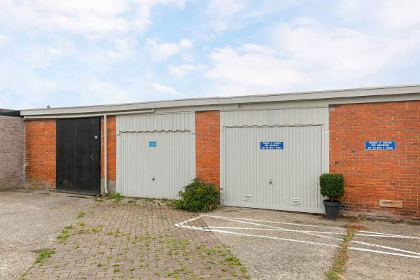 Garage van Ostadestraat 4 Leeuwarden