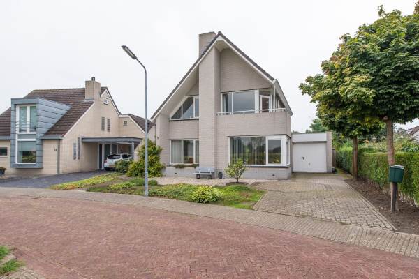 Woning Ina Boudier-Bakkerlaan 16 Kloetinge