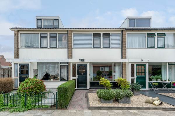 Woning Hubrecht van Everdingenplein 2 Vianen