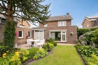 Woning Dr. Poelsstraat 12 Berghem