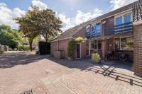 Woning Esdoornhof 245 Kampen