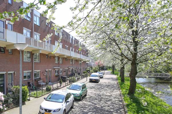 Woning Nicolaas Arie van der Burgsingel 48 Schiedam