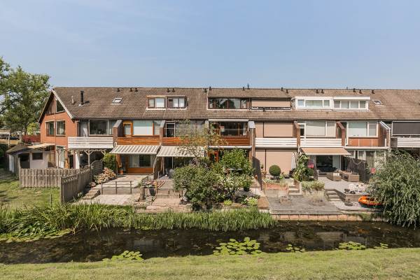 Woning De Esdoorn 28 Rhoon