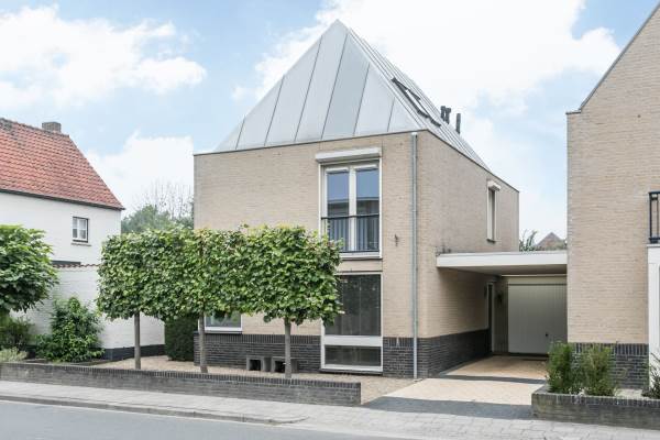 Woning Pletsstraat 27 Bunde