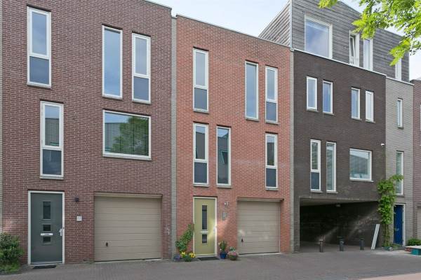 Woning John Campbellstraat 10 Amsterdam