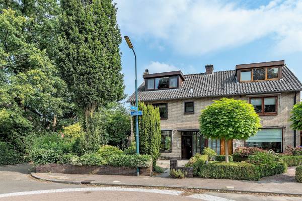 Woning Jhr. van Sypesteynlaan 27 Loosdrecht