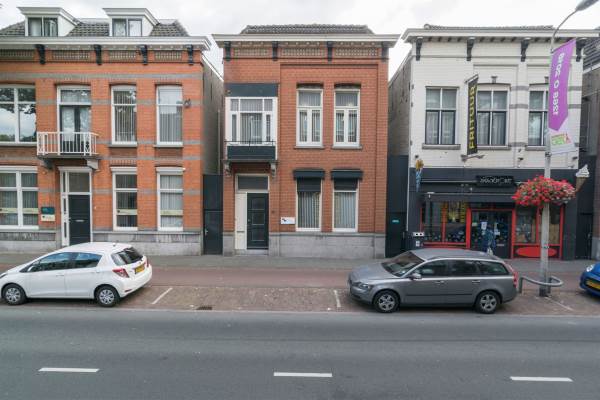 Woning Brugstraat 75 Roosendaal