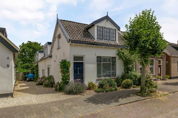 Woning Achterstraat 7 Asperen