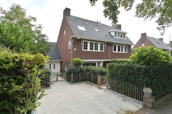 Woning Prinses Beatrixplantsoen 5 Bussum