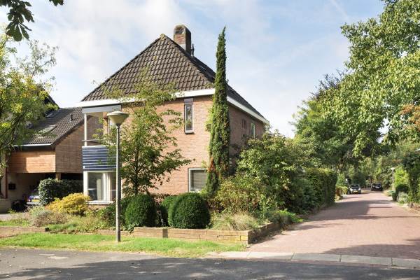 Woning Dr. Albert Schweitzerlaan 24 Bathmen